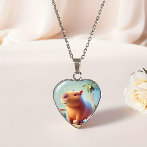 Capybara ripatsiga kaelakee
